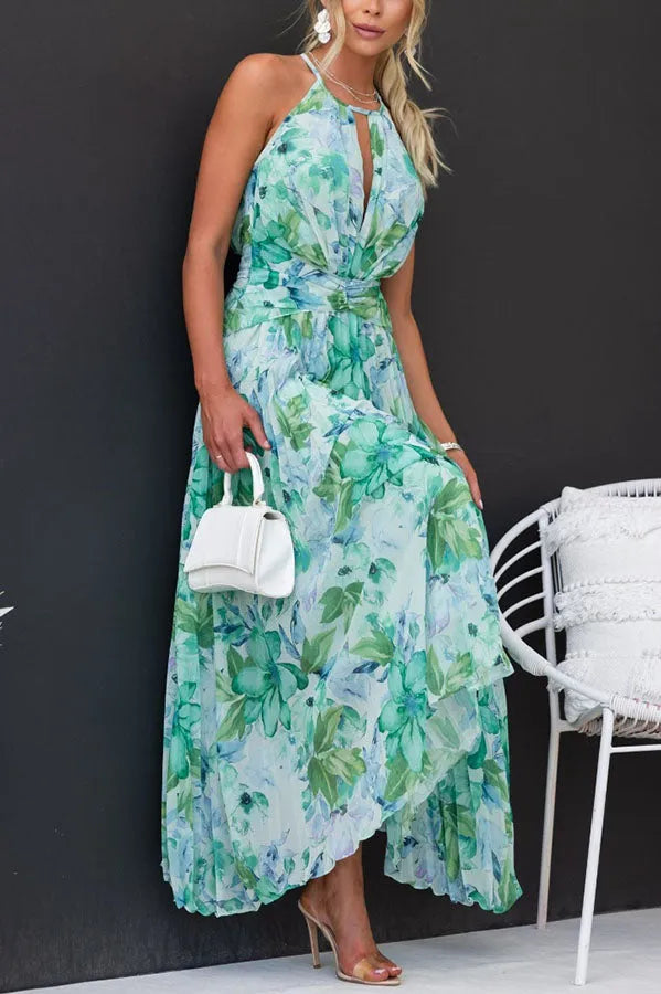 Isabela - Vestido midi plisado con flores y escote abierto.
